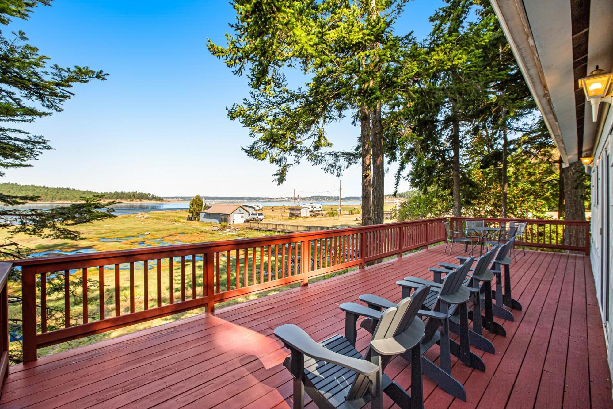Marrowstone Island Beach Cabin Exterior photo
